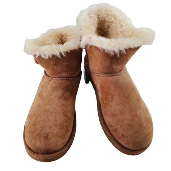 Ugg mini Bailey Boot - Sherpa lined - Picture 2 of 5